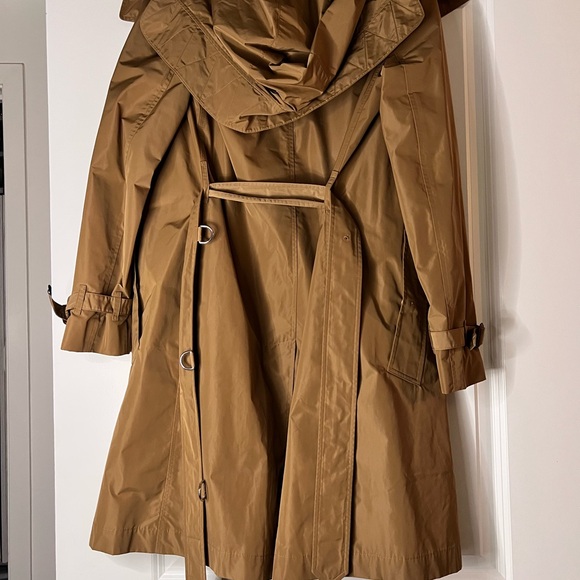 Burberry Detachable Hood Taffeta Trench Coat - Picture 9 of 10